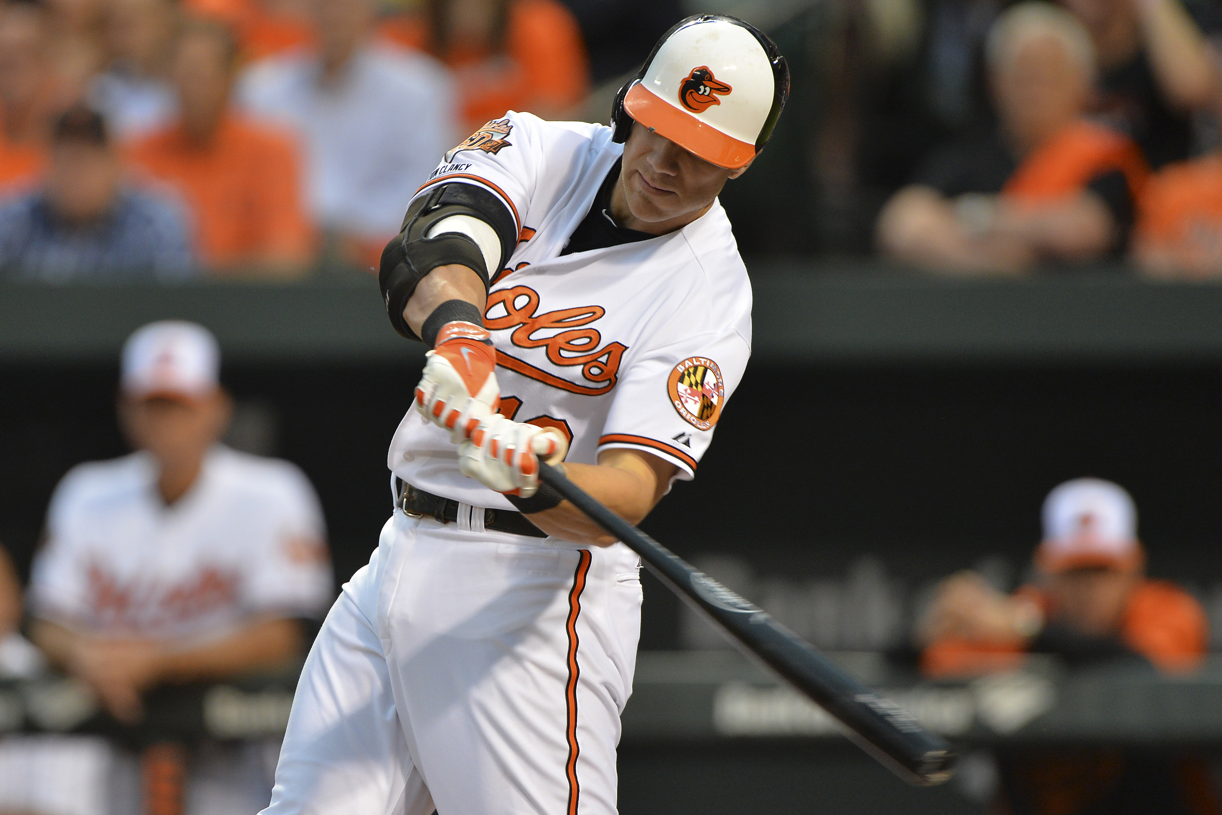 Nick Hundley makes first start with Orioles, Chris Davis' wife has