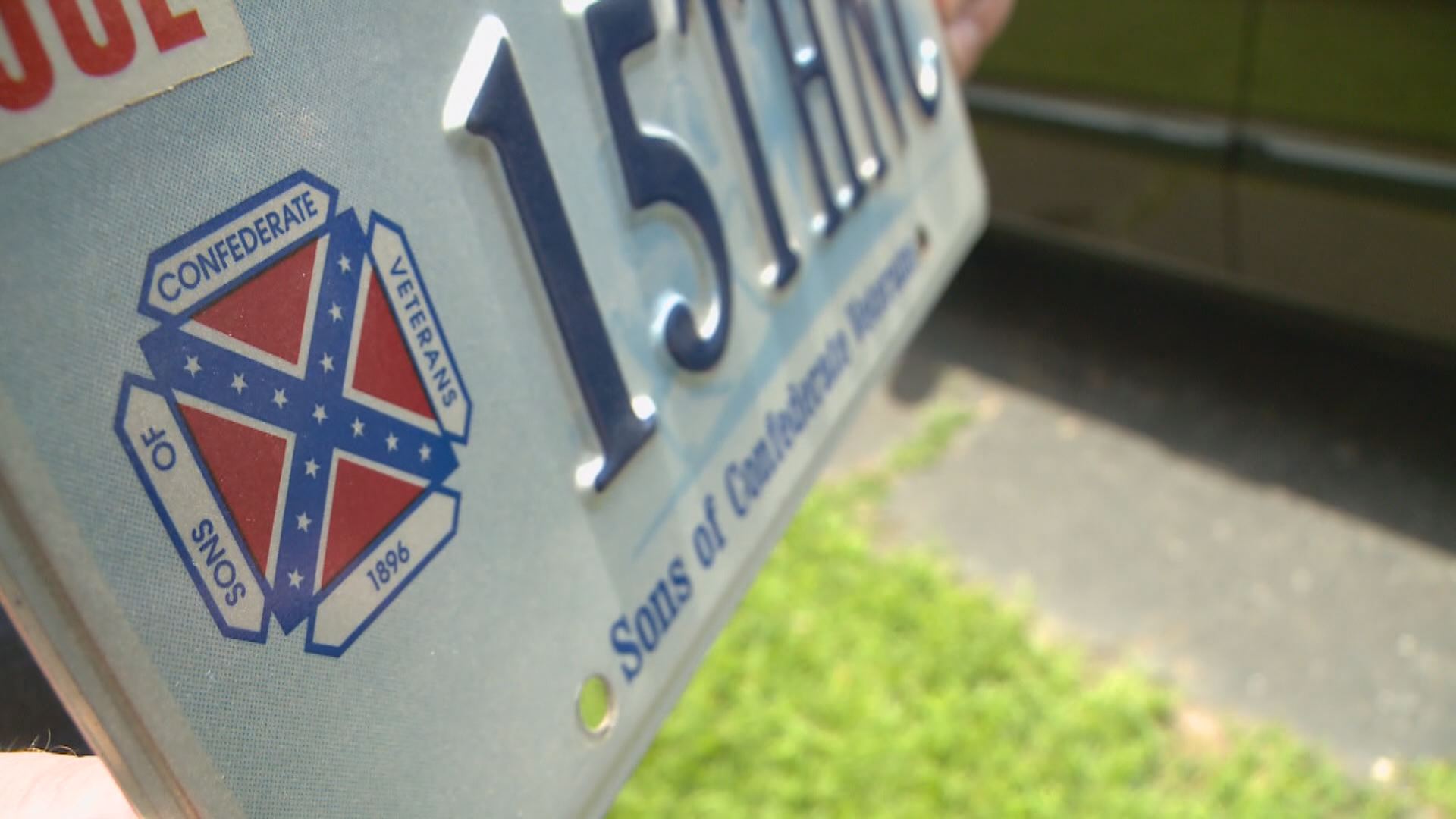 Federal judge allows Virginia to stop issuing Confederate license plates