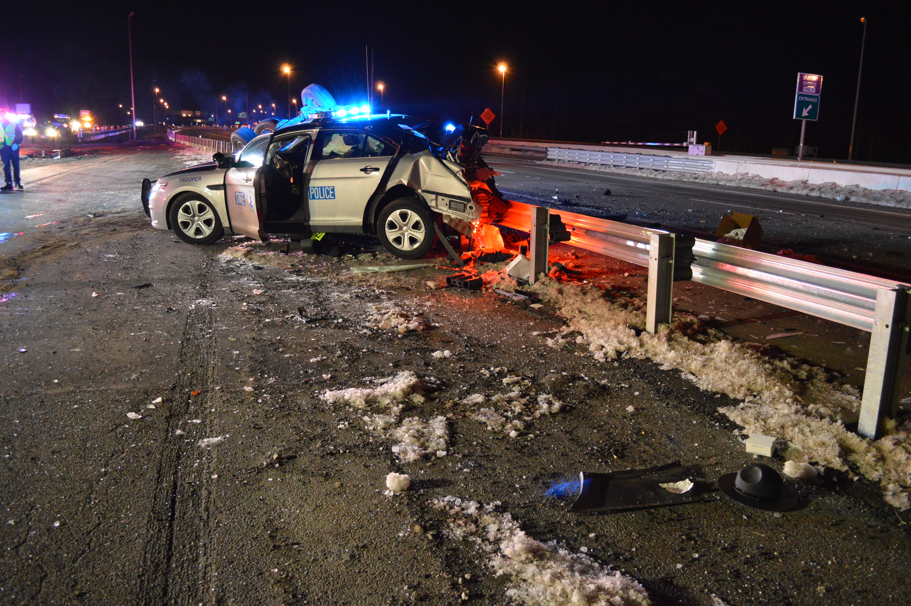 Va. police trooper injured when SUV hits cruiser on I-95 | wusa9.com
