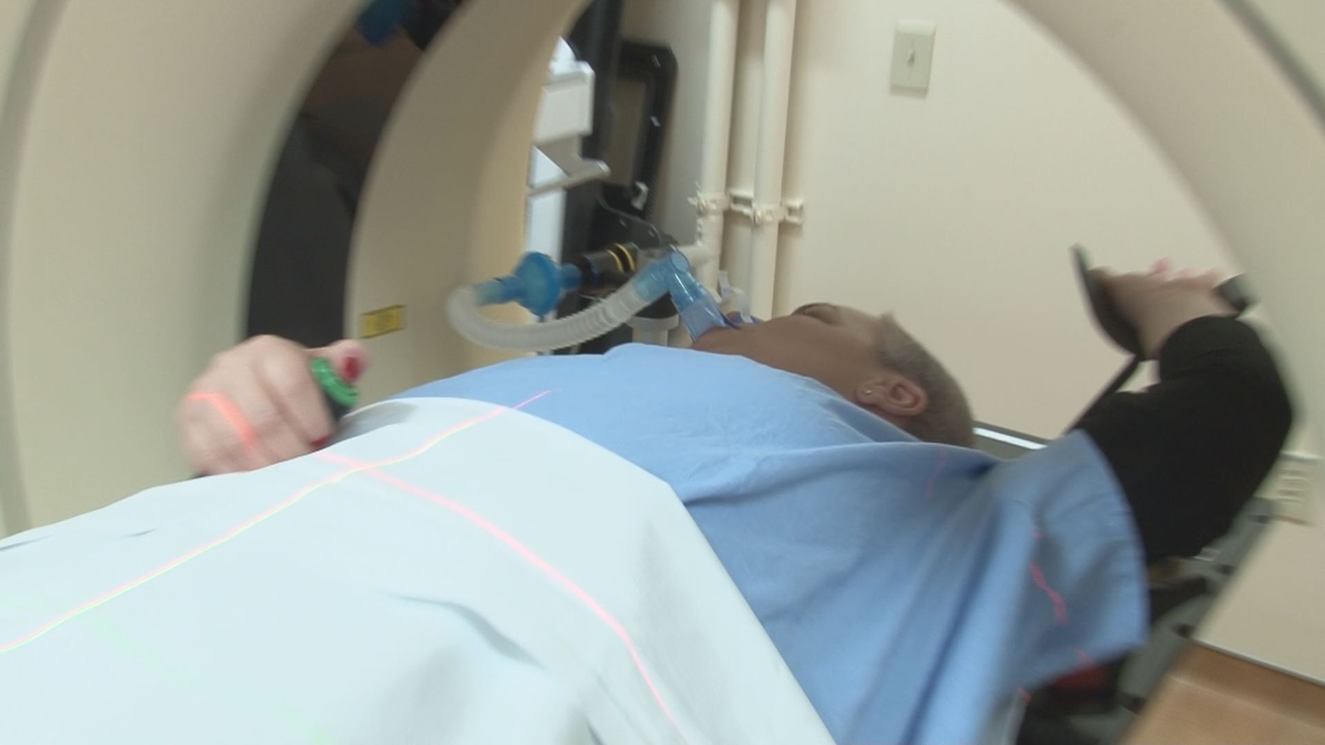 Breathing technique to reduce radiation during therapy