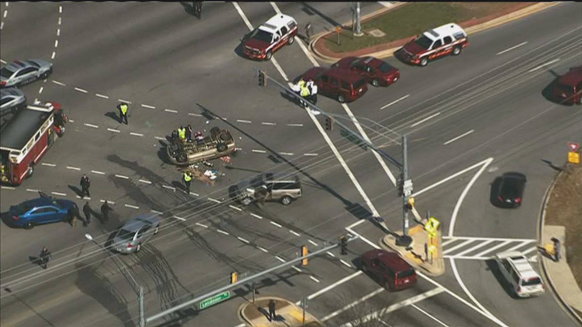 3 injured in Md. crash