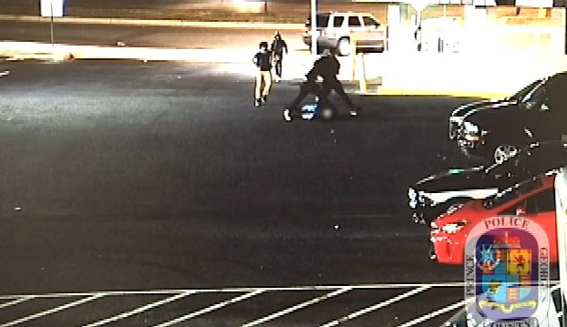 Caught on Camera: Man knocked unconscious in brazen robbery | wusa9.com