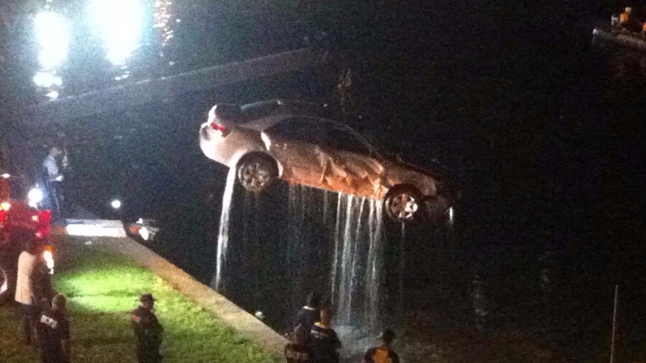 2 dead after car plunges into Potomac River | wusa9.com