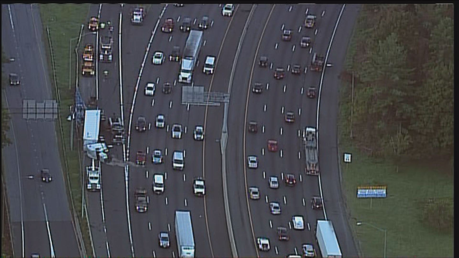 Tractor trailer overturns on inner loop | wusa9.com