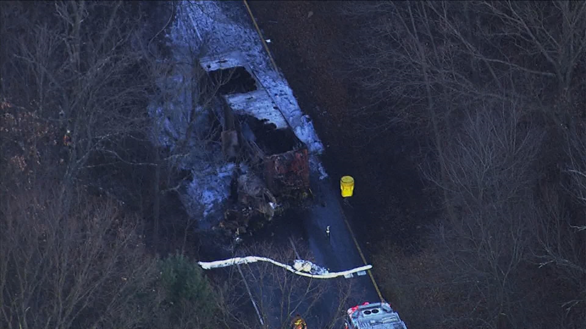 Route 7 closes in Loudoun Co. after crash(04)