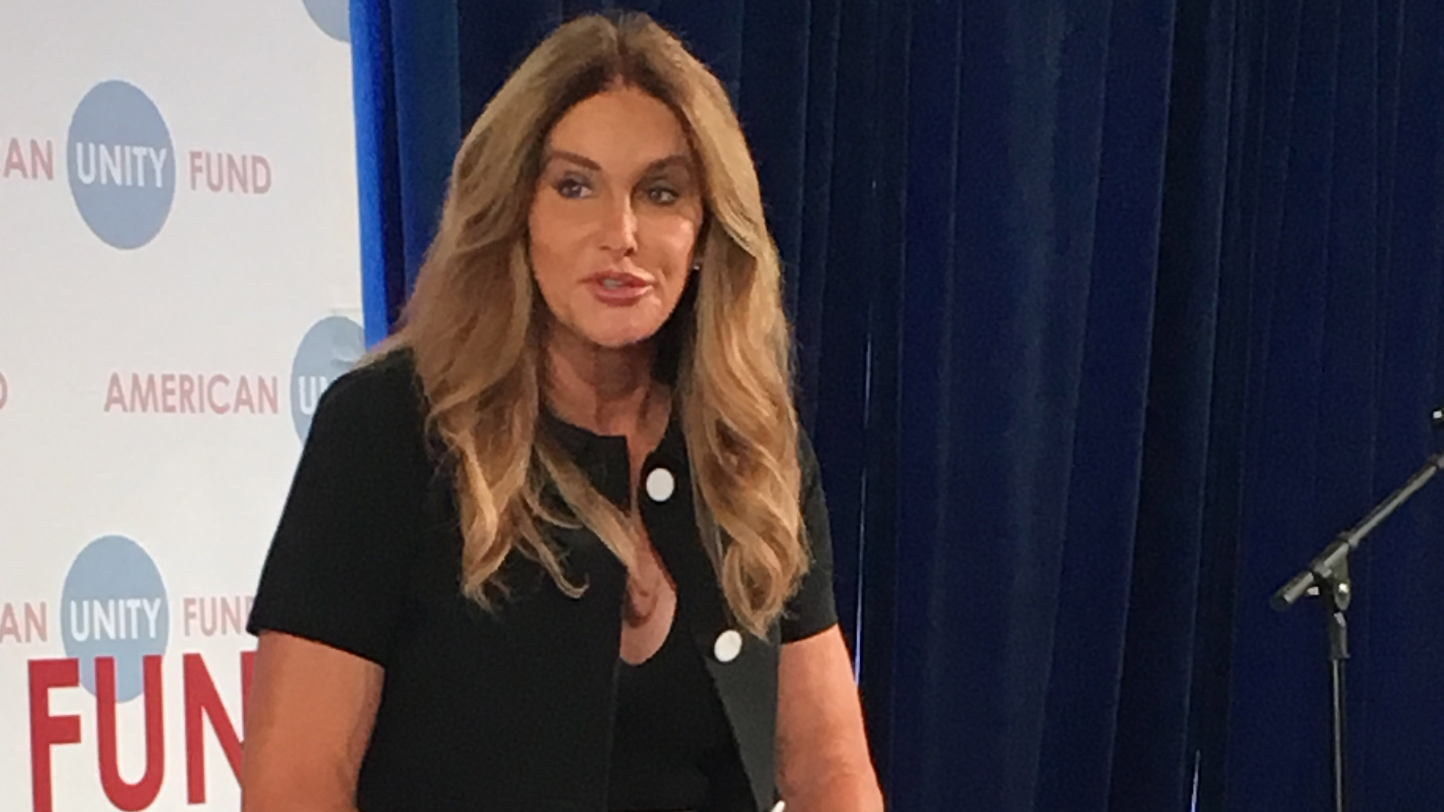 Reports Caitlyn Jenner S New Memoir Says She Had Sex