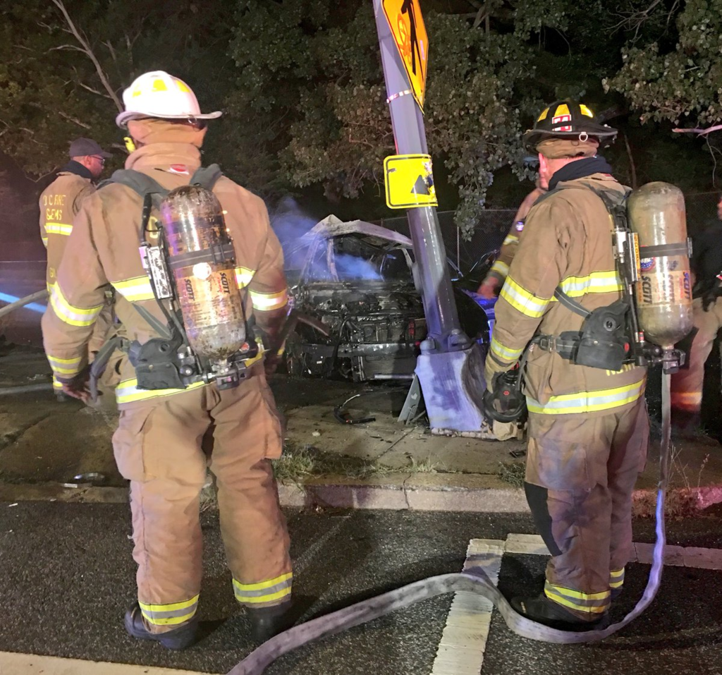 1 killed, 1 injured in NW, DC car crash