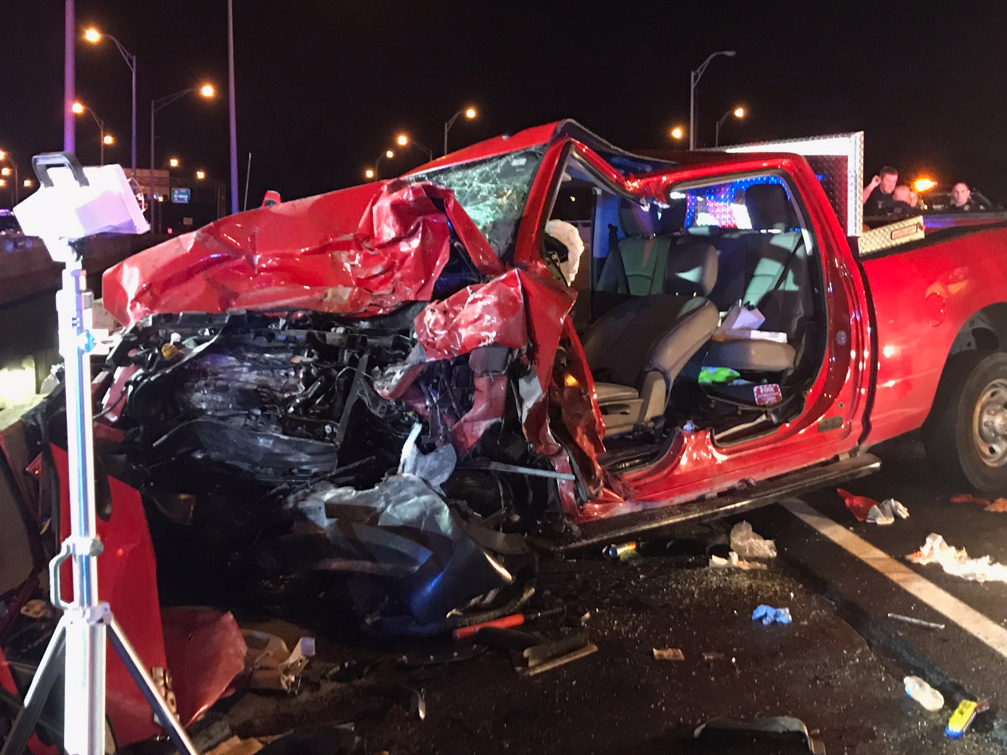 1 dead after dump truck & pickup truck crash on I-395 Express lanes ...