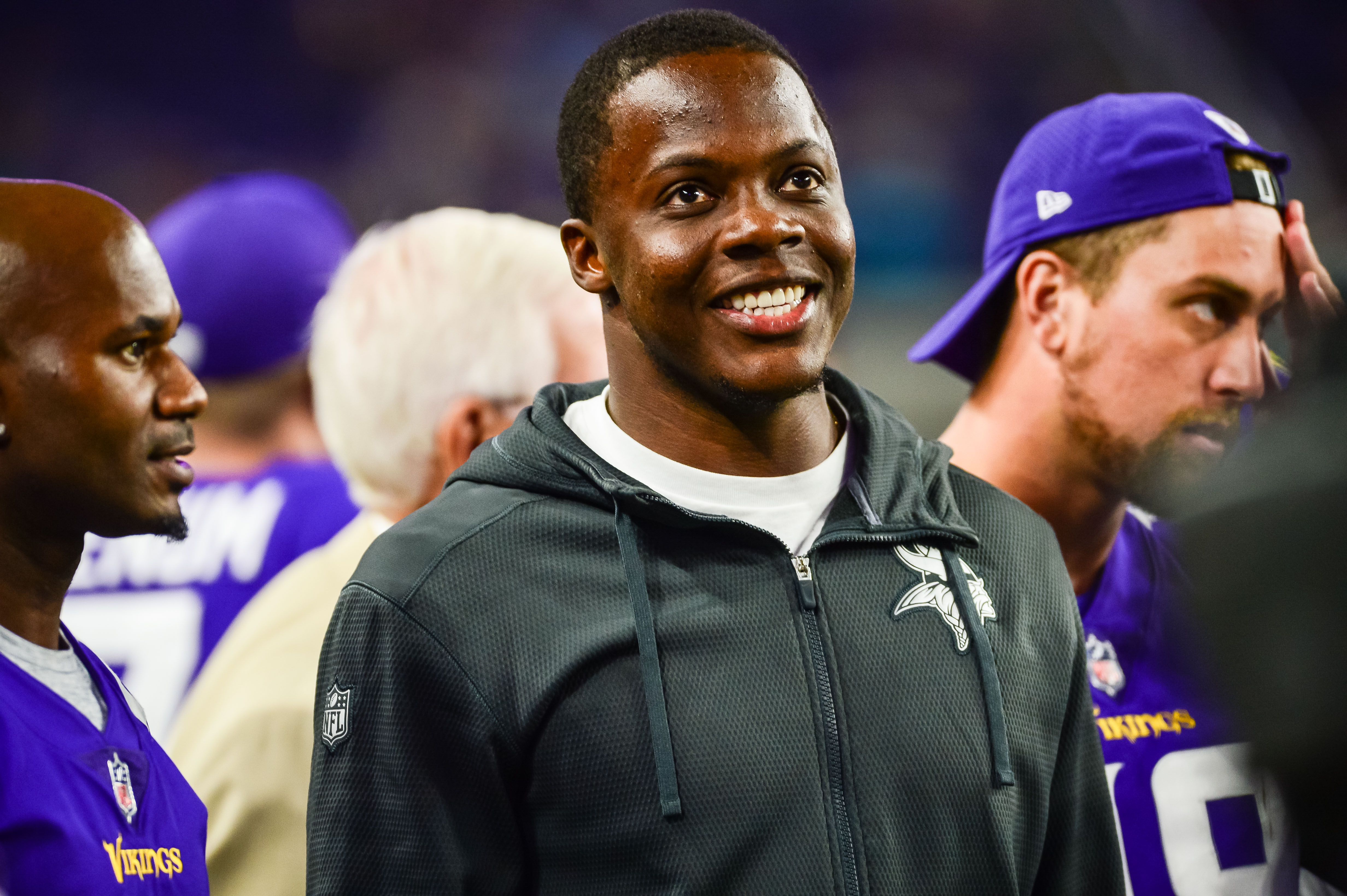 NFL notes: Vikings add Teddy Bridgewater to roster, put Sam Bradford on  injured reserve - Los Angeles Times