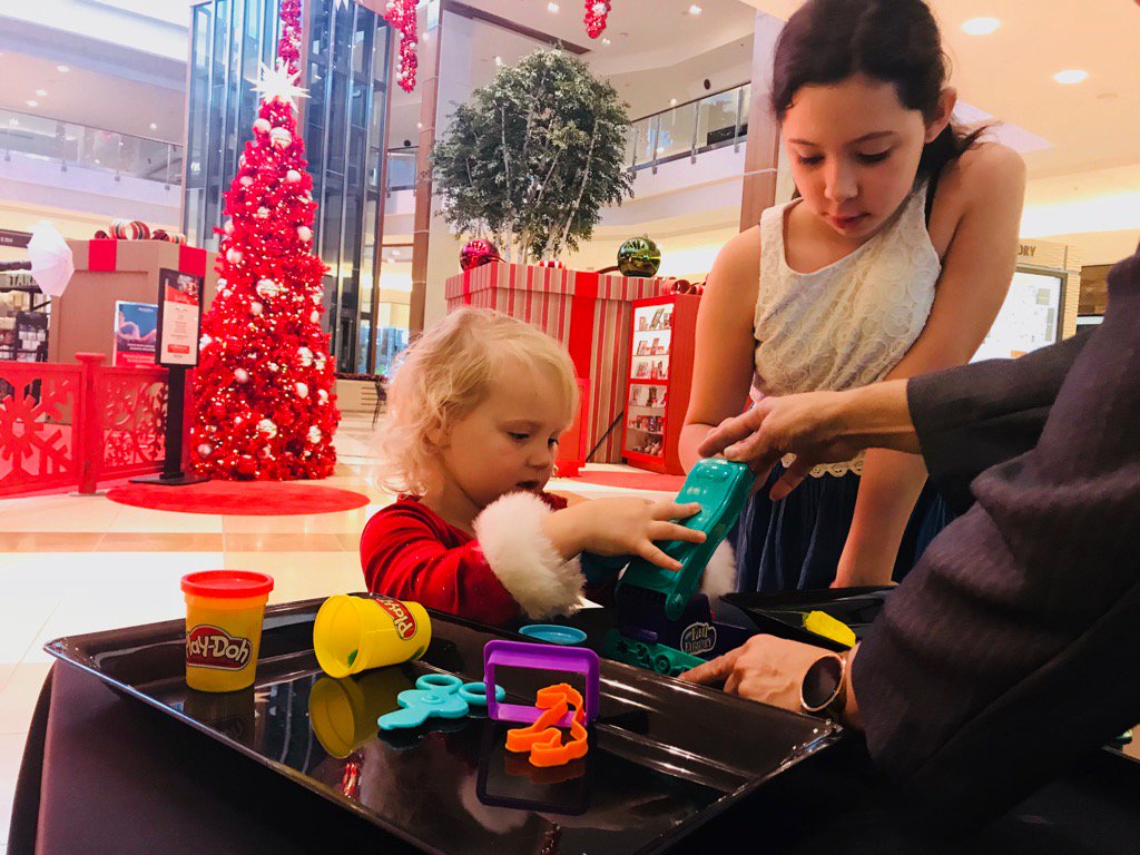 Kids with autism meet Santa at Va. mall | wusa9.com
