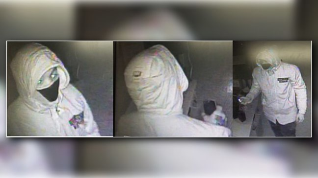 CAUGHT ON CAM: Police search for burglary suspect at NW DC store ...