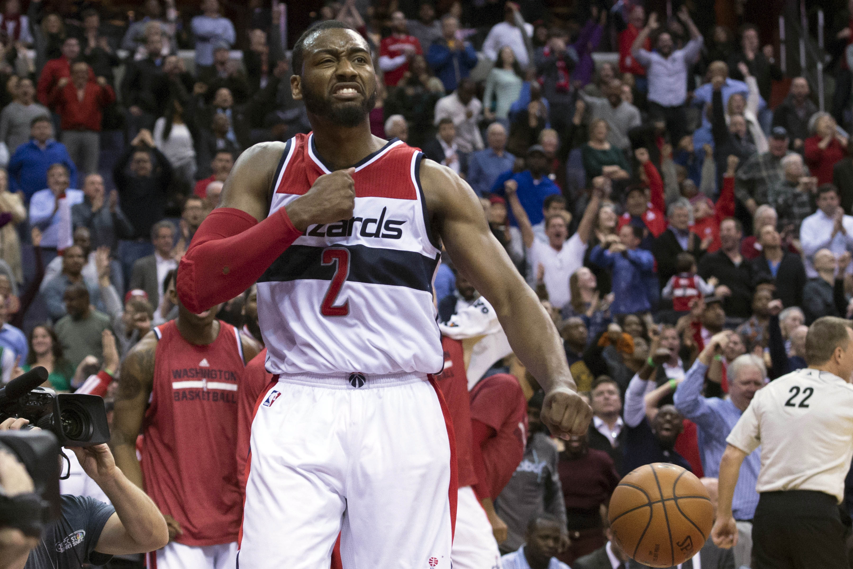 John Wall has career night for his friend Miyah | wusa9.com