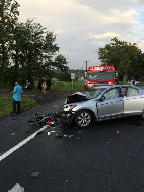 1 dead, 5 injured after head-on crash in Boyds | wusa9.com