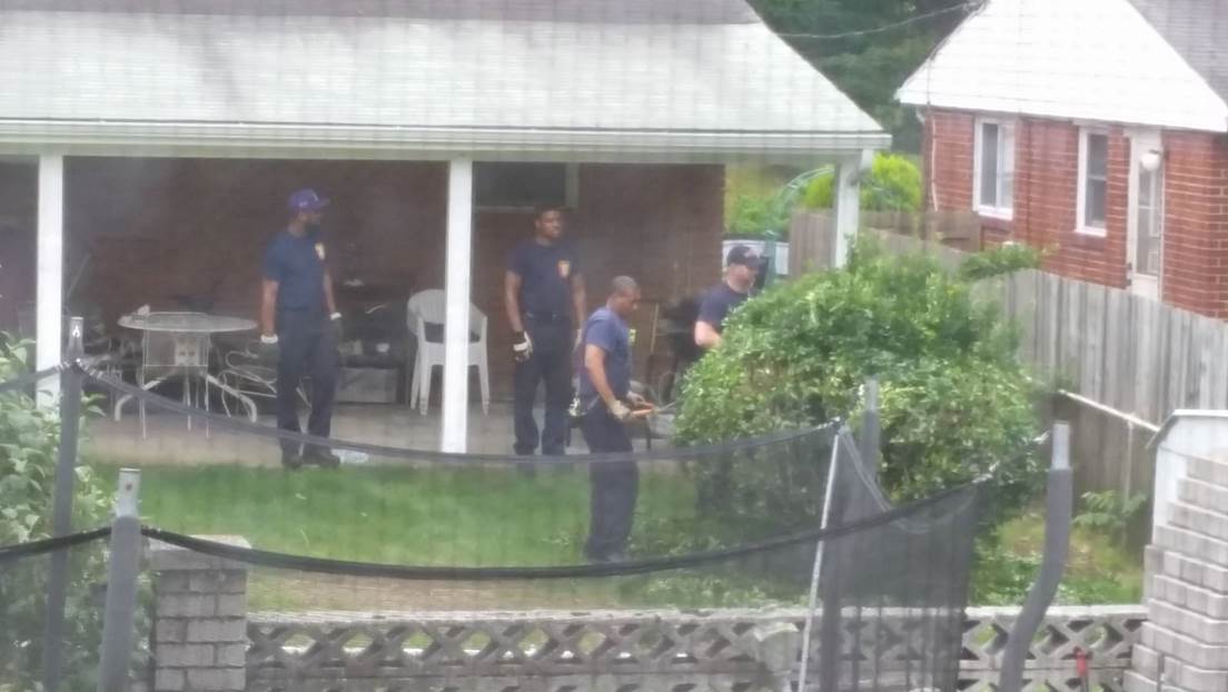 DC firefighters help injured man with act of kindness | wusa9.com