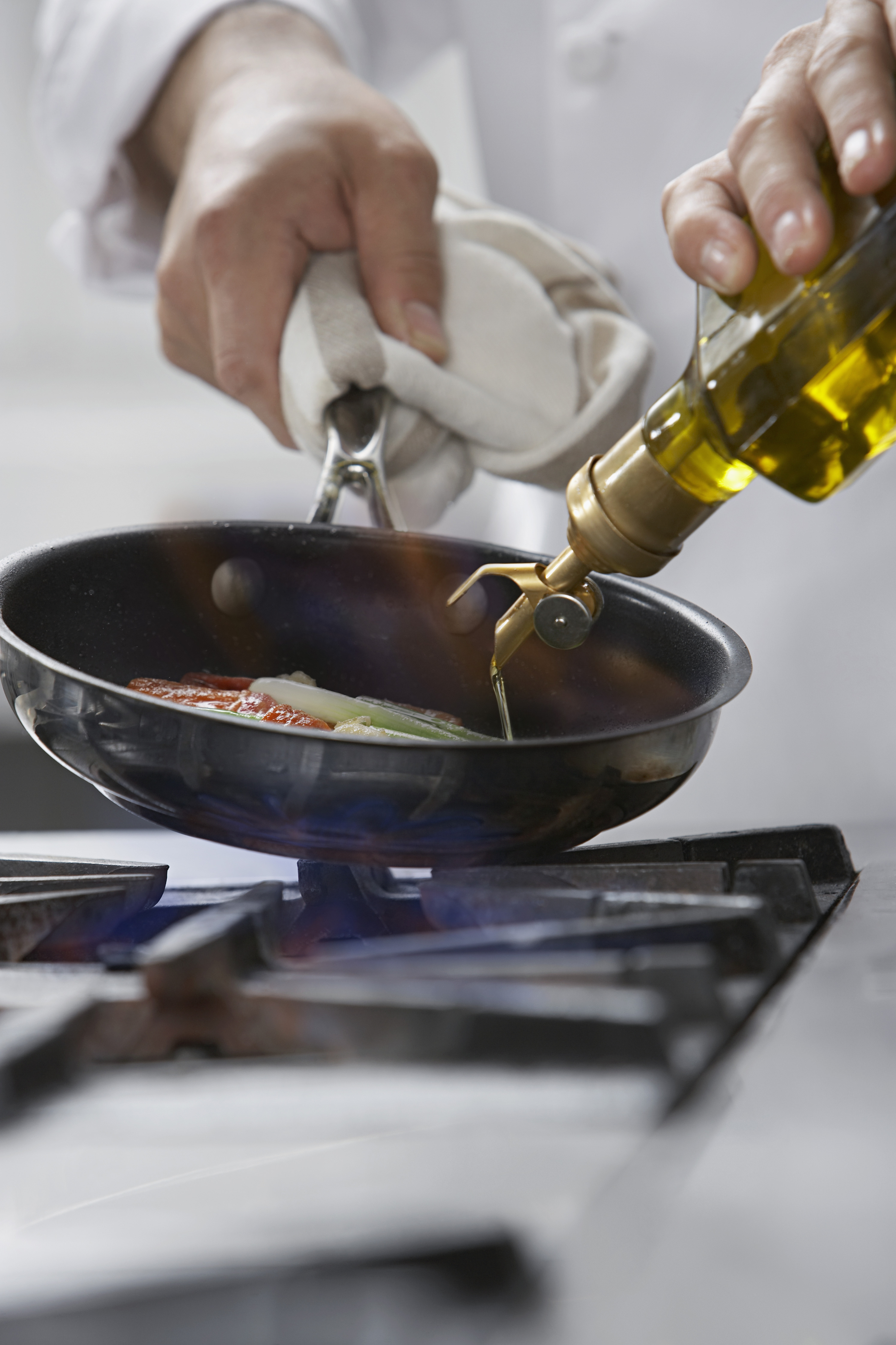 10 Skills every cook should know | wusa9.com